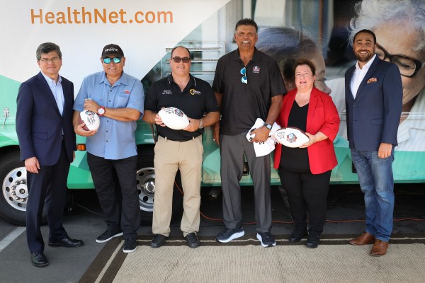 Anthony Munoz at Anthony Munoz Hall of Fame Park